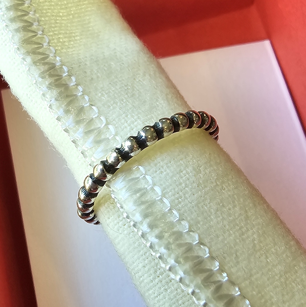 James avery RETIRED beaded ring sz 6